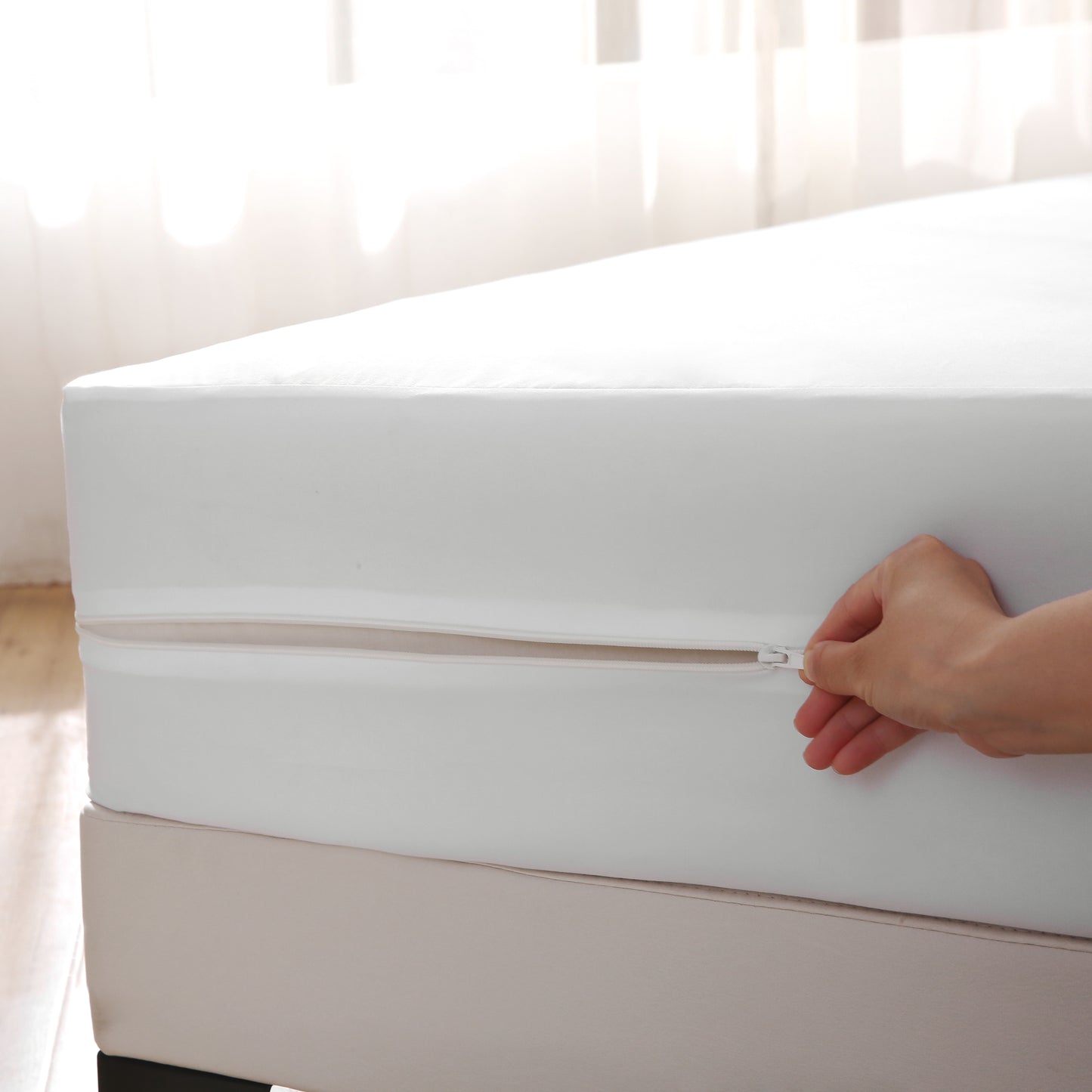 Waterproof Premium Soft Protector Noiseless Mattress Cover Surround Bed Bug Proof Mattress Encasement