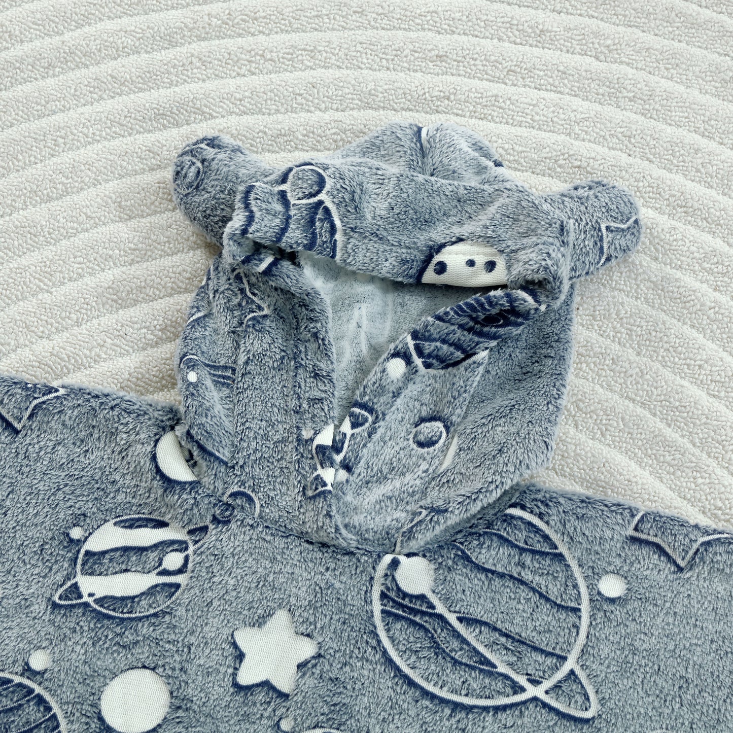 Glow in the Dark Kids Wearable Hoodie Blanket for Boys Girls Soft Warm Flannel Fleece Hooded Sweatshirt, 110 x 75 cm Astronaut