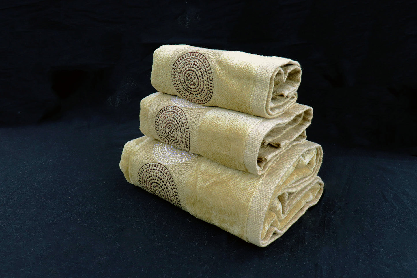 Premium Luxury Decor 100% Cotton Soft Bathroom Modern Embroidered 3 Piece Towel Set, Brown Circles Pattern