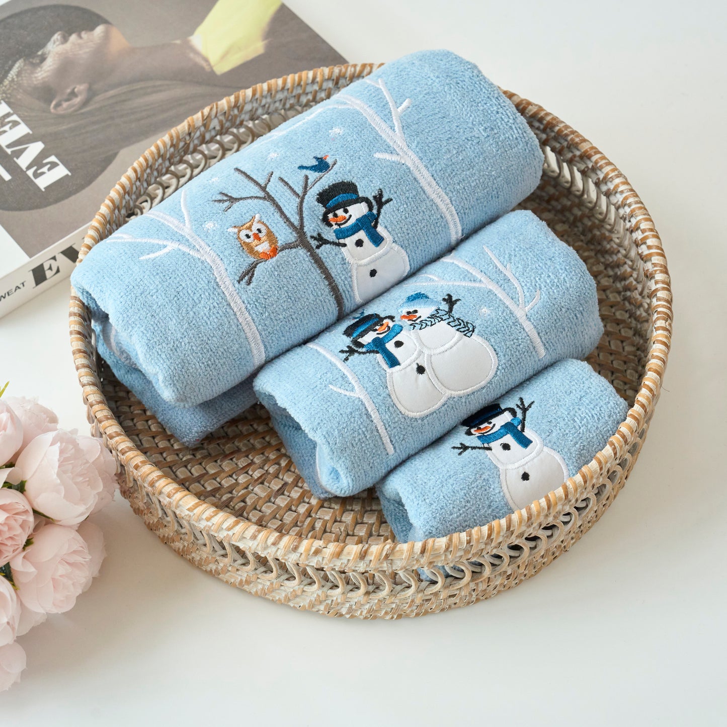 Premium Luxury Xmas Decor Soft 100% Cotton Embroidered Bathroom Christmas 3 Piece Towel Set, Blue Color Snowman