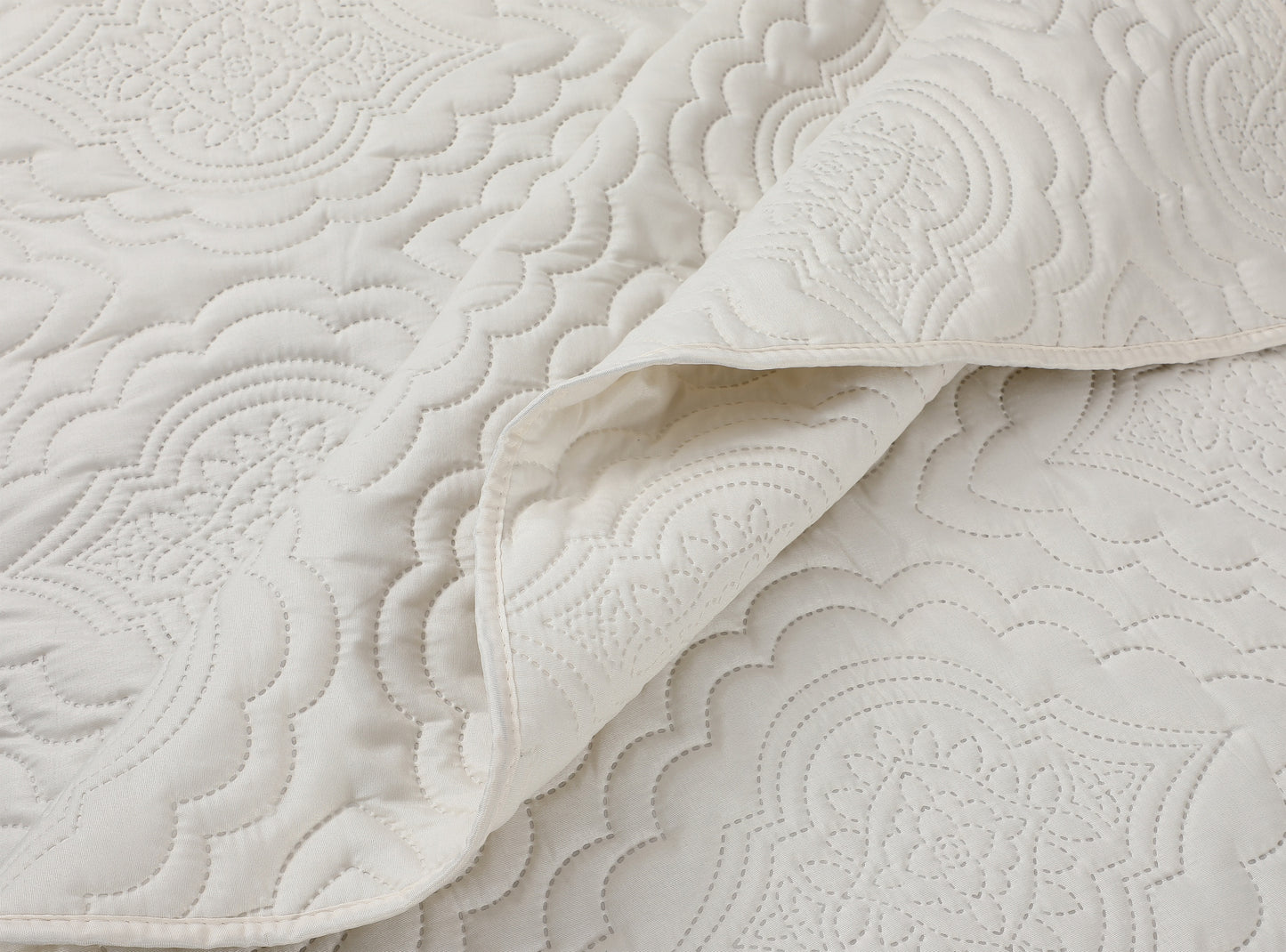 Embossed Pinsonic Solid Bedding Soft Summer Quilt Set, Cream Color