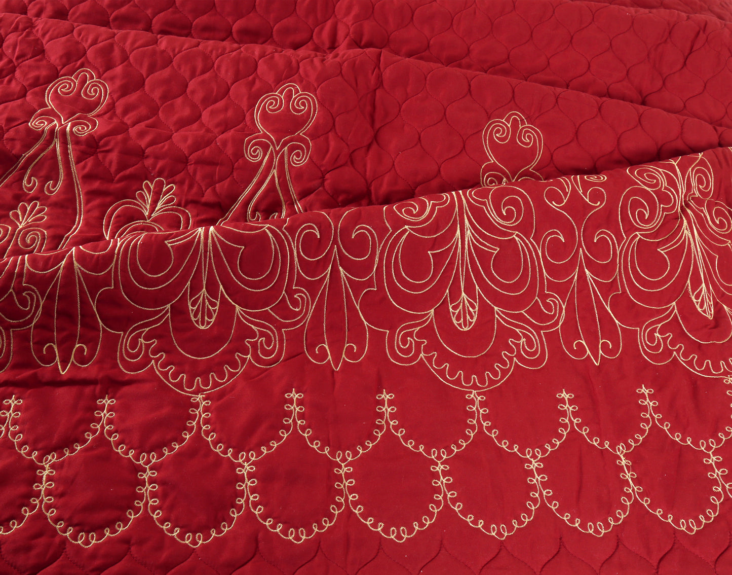 Embroidered Stitching Soft Bedding Solid Summer Quilt Set, Red Floral Color