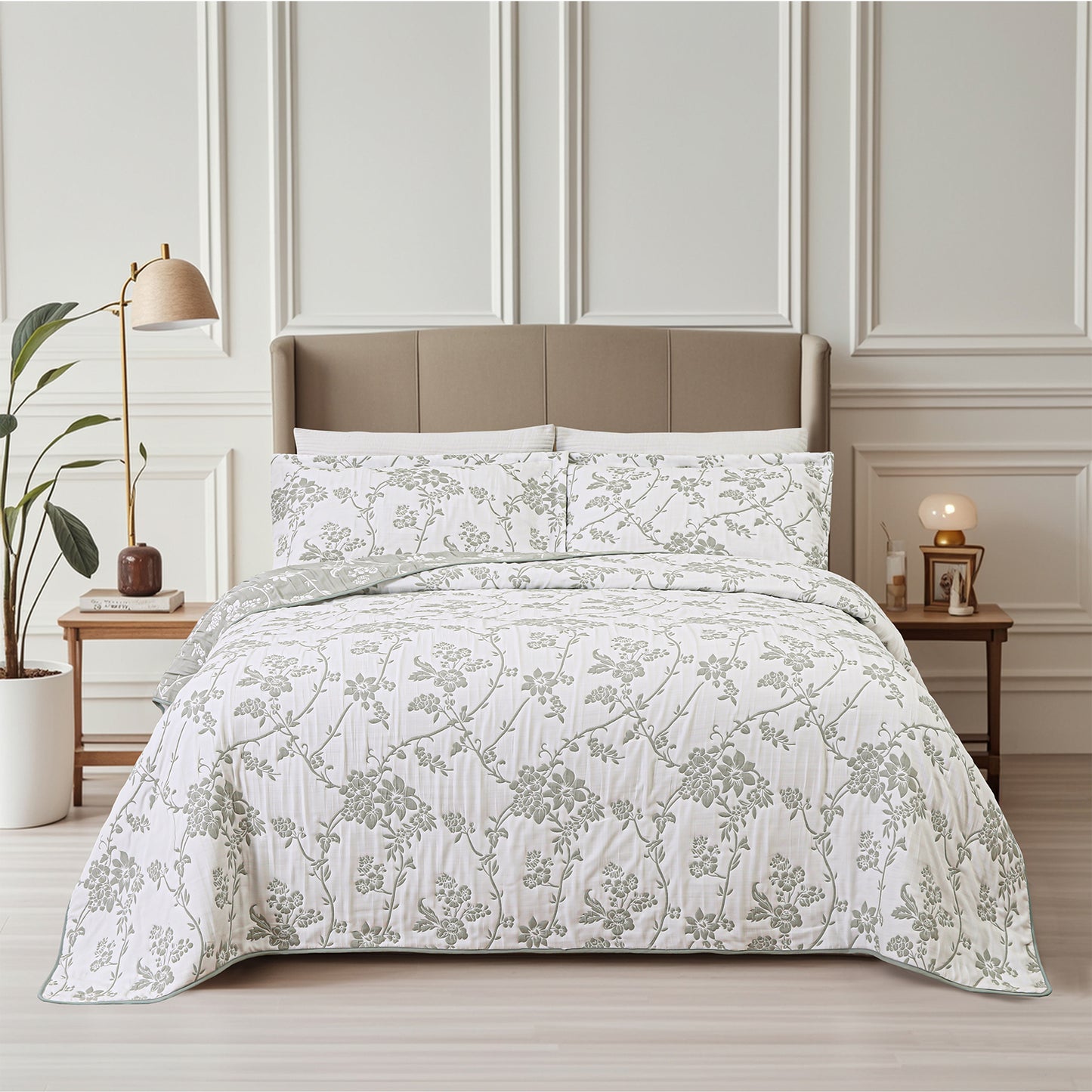 Jacquard Embroidered Stitching Soft Bedding Solid Summer Quilt Set, Green Floral