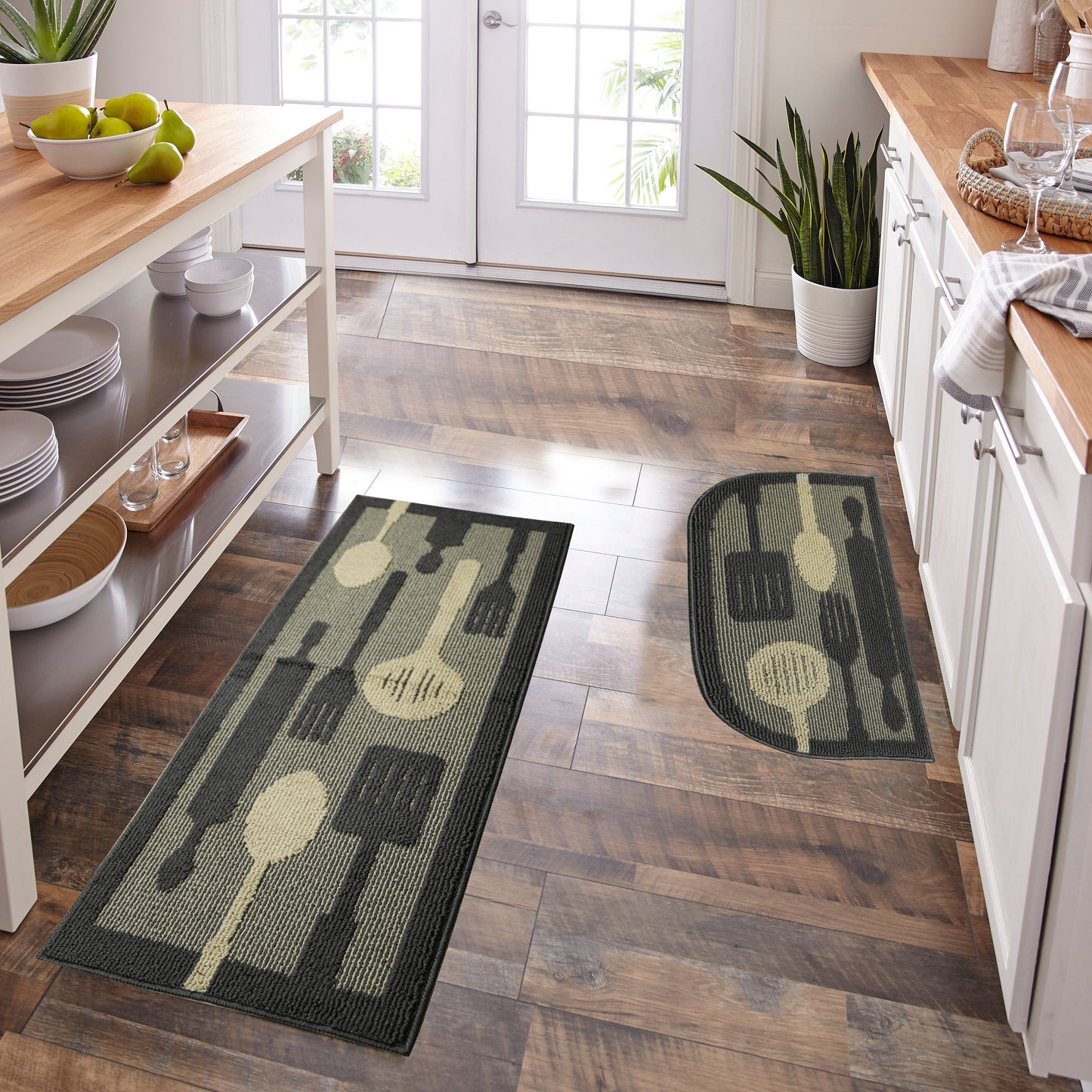 Decor Non-Slip Back Water Absorbent Soft Woven Runner Area Carpet Floor Mat Indoor Kitchen Rug, Grey Flying Utensils Design