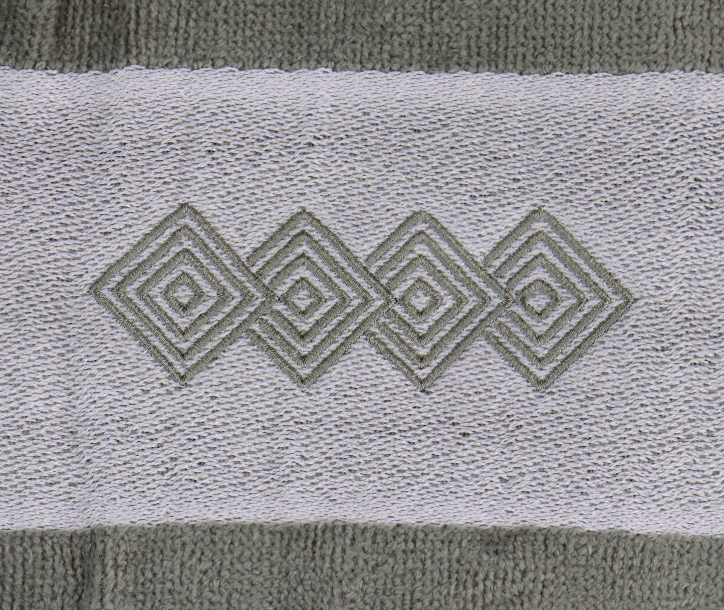 Premium Luxury Decor 100% Cotton Soft Bathroom Modern Embroidered 3 Piece Towel Set, Modern Square Pattern