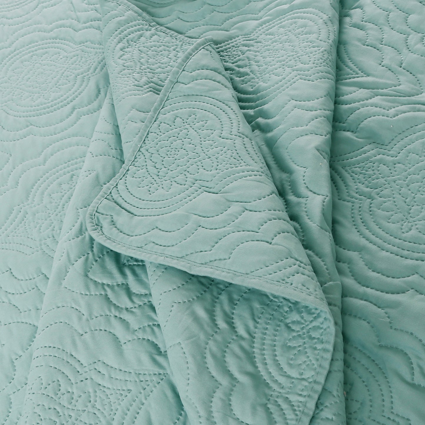 Embossed Pinsonic Solid Bedding Soft Summer Quilt Set, Green Color