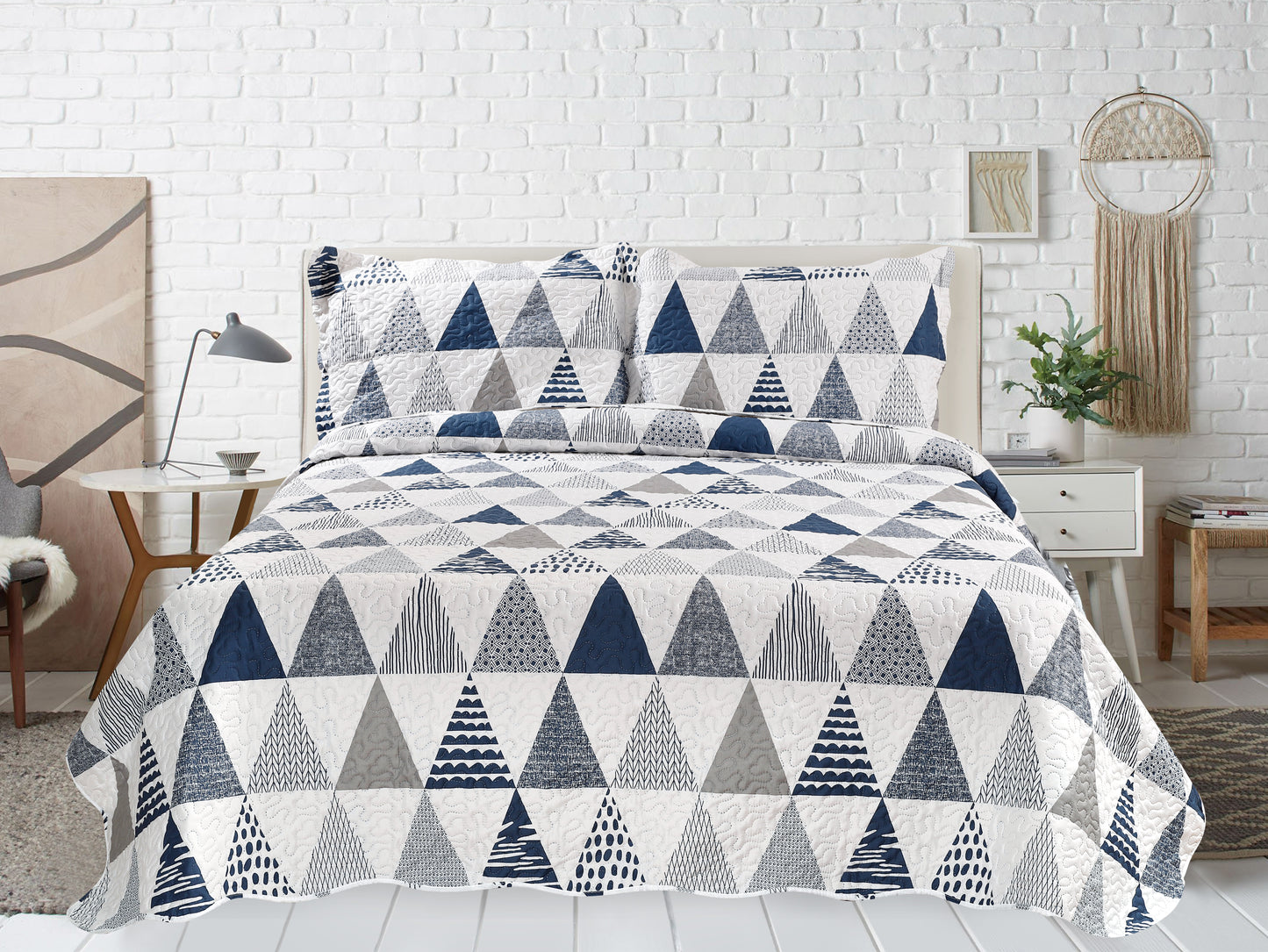 Printed Embossed Pinsonic Soft Bedding Summer Quilt Set, Modern Geometric Triangle