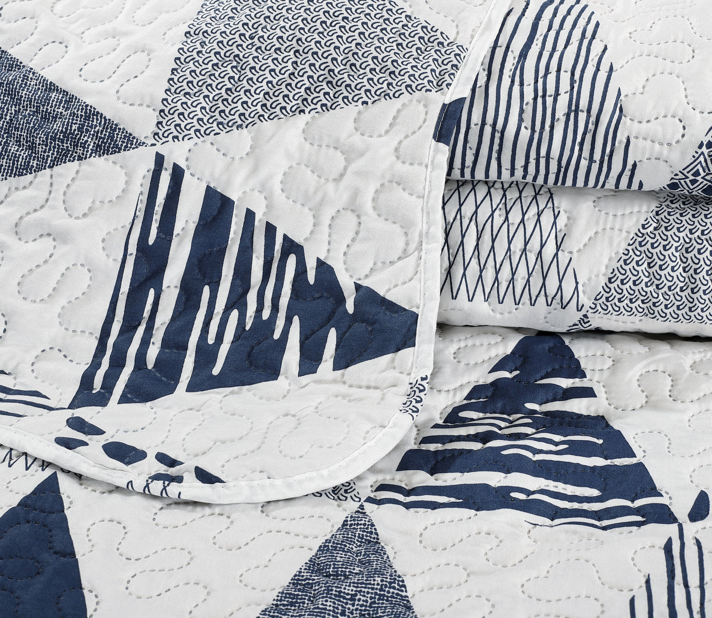 Printed Embossed Pinsonic Soft Bedding Summer Quilt Set, Modern Geometric Triangle