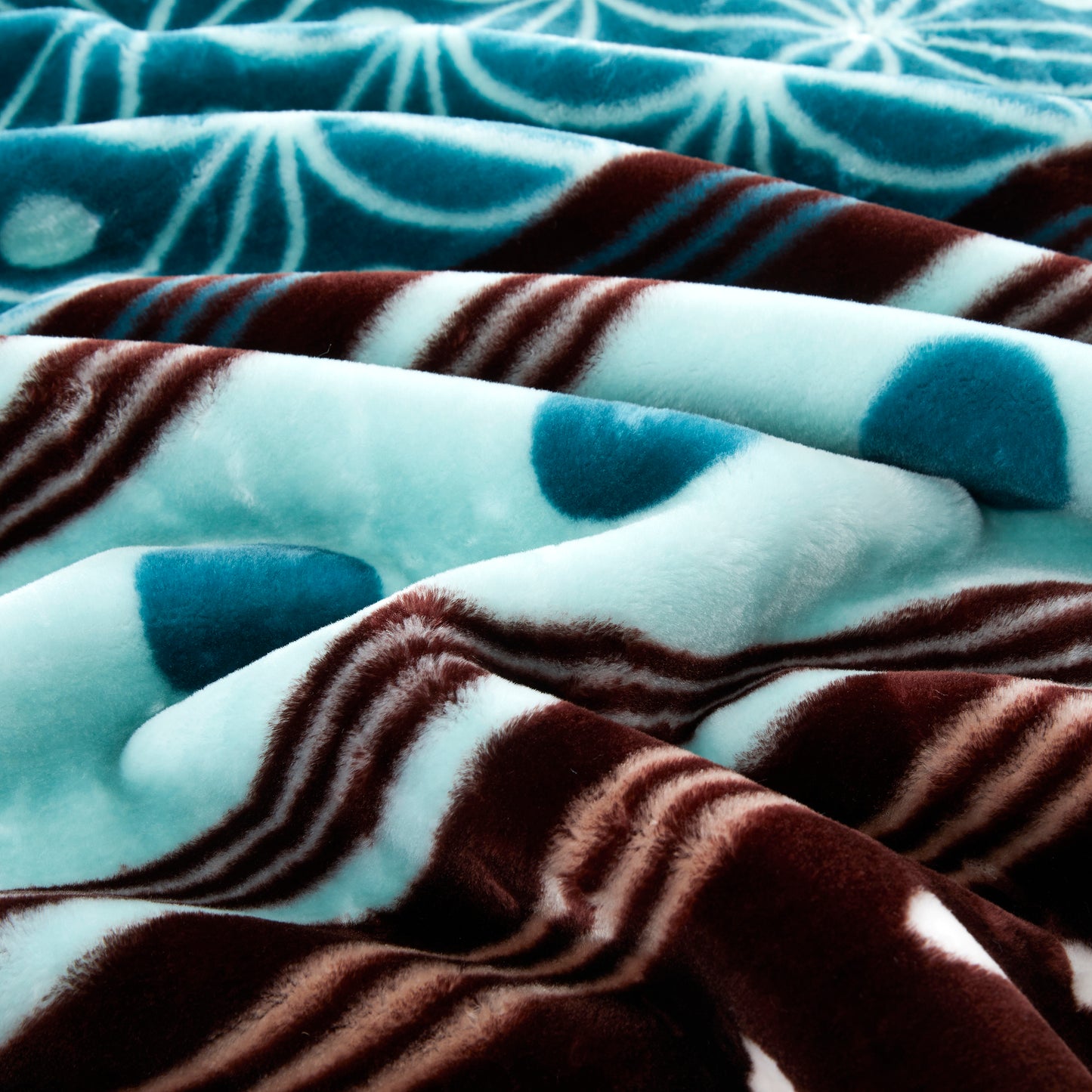 Printed Reversible Woven Fluffy Plush Soft Warm Korean Style 2 Ply Flannel Fleece Throw Animal Mink Blanket, 86" x 94" Modern Floral