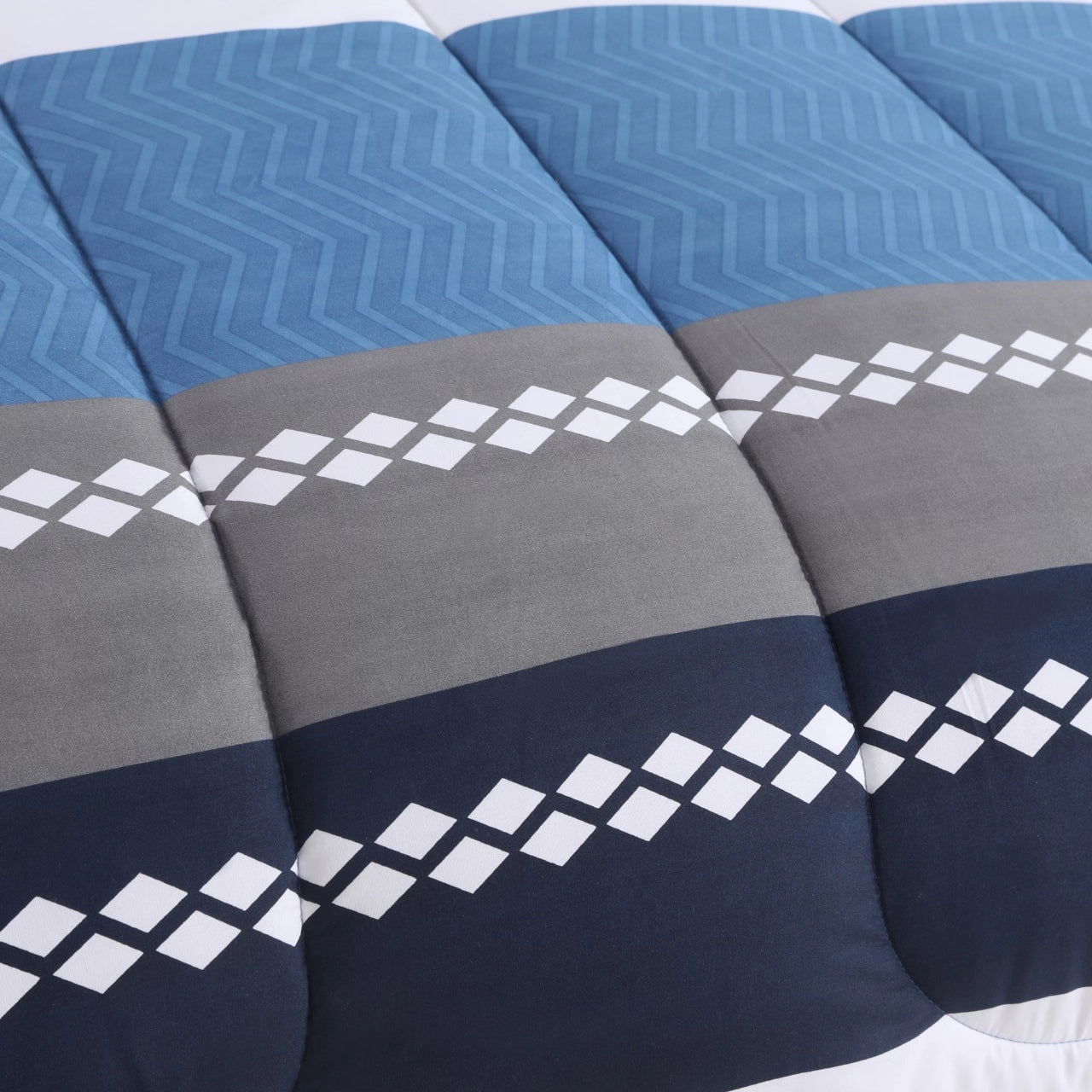 Printed Bed in a Bag Soft Luxury Fluffy Goose Down Alternative Comforter and Sheet Set, Navy Geometric Stripes Pattern