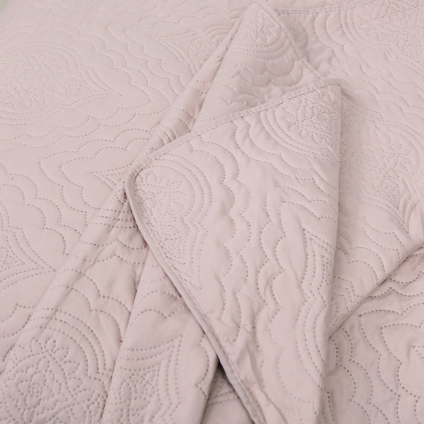 Embossed Pinsonic Solid Bedding Soft Summer Quilt Set, Pink Color
