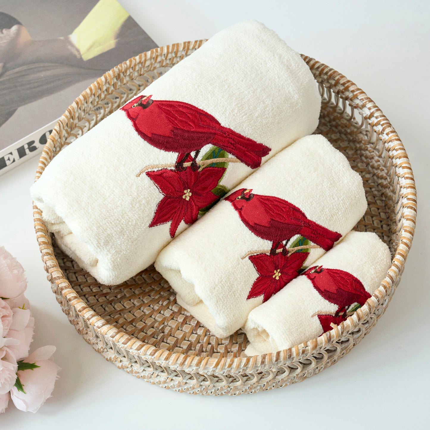 Premium Luxury Xmas Decor Soft 100% Cotton Embroidered Bathroom Christmas 3 Piece Towel Set, Red Cardinal Bird