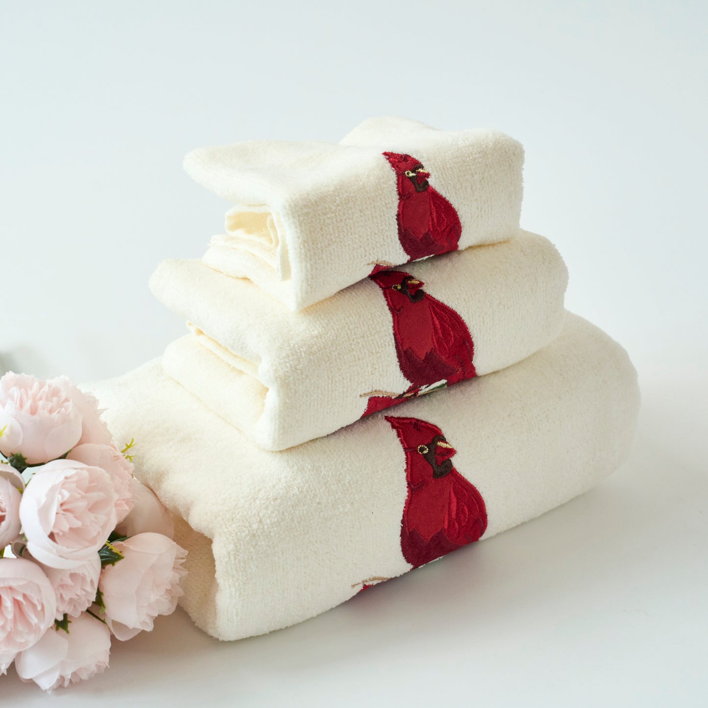 Premium Luxury Xmas Decor Soft 100% Cotton Embroidered Bathroom Christmas 3 Piece Towel Set, Red Cardinal Bird