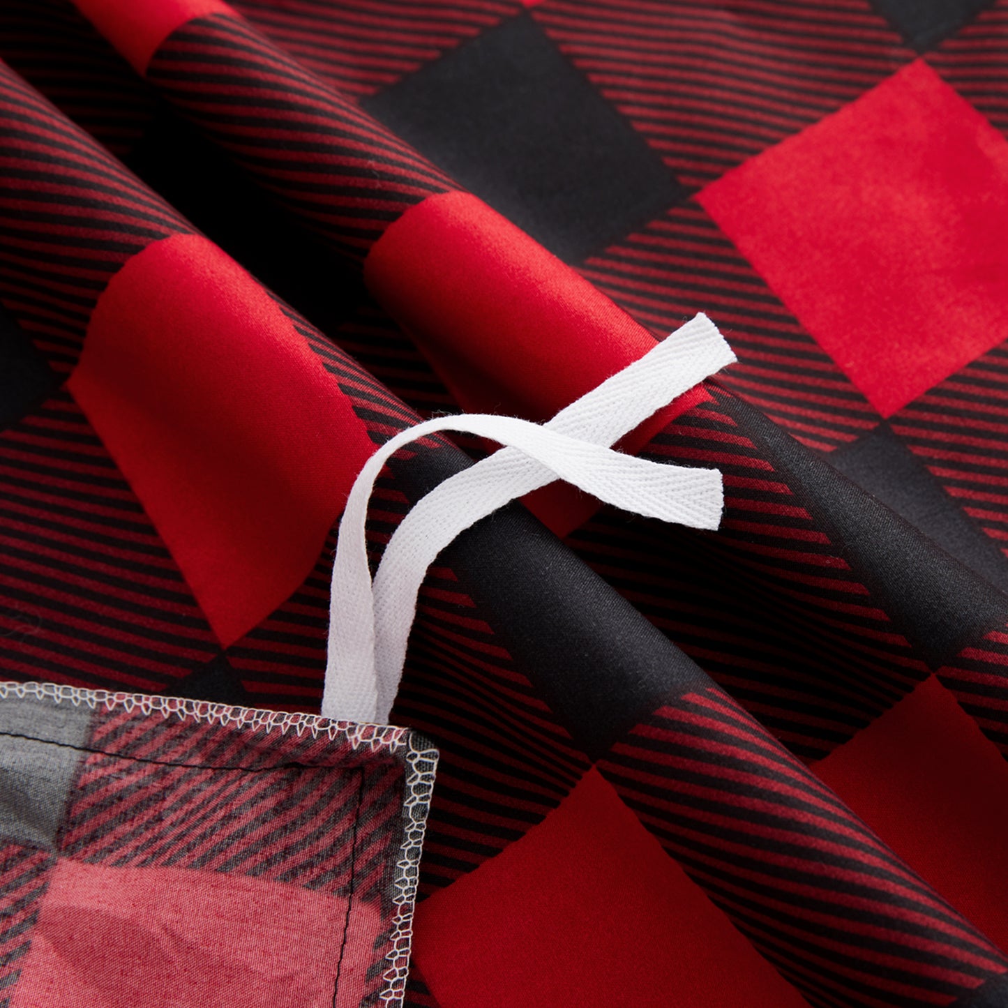 Printed Rayon from Bamboo Soft All Season Duvet Cover Fitted Sheet Ensemble Bedding Set with Zipper and Corner Tie, Red Black Plaid