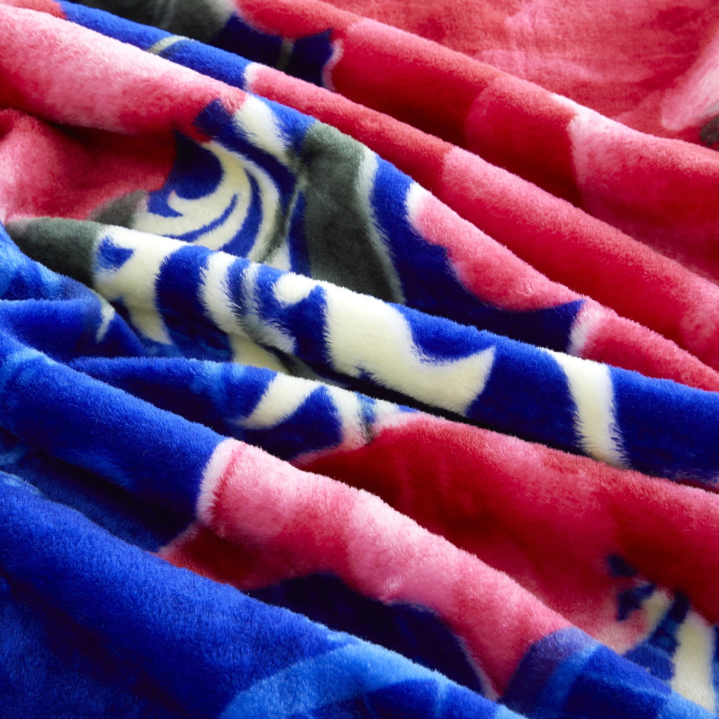 Printed Reversible Woven Fluffy Plush Soft Warm Korean Style 2 Ply Flannel Fleece Throw Mink Blanket, 78" x 86" Red Peony Blue Black