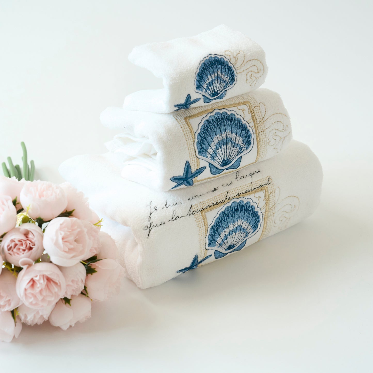 Premium Luxury Decor 100% Cotton Soft Bathroom Modern Embroidered 3 Piece Towel Set, Seashell and Starfish Pattern