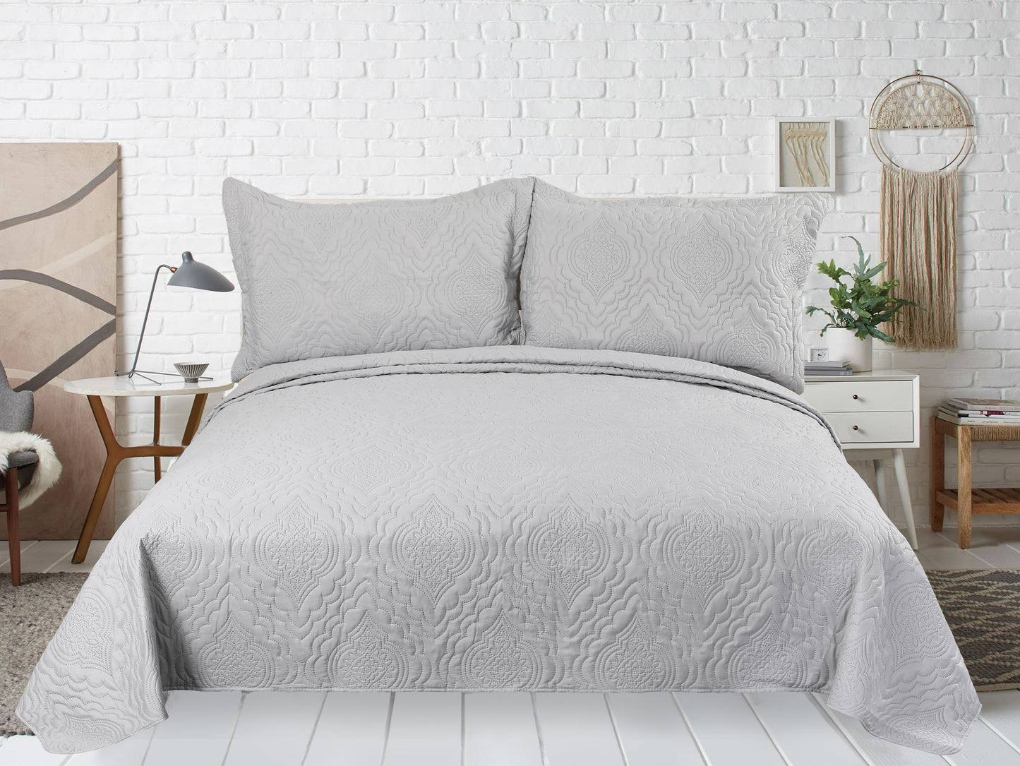 Embossed Pinsonic Solid Bedding Soft Summer Quilt Set, Silver Color
