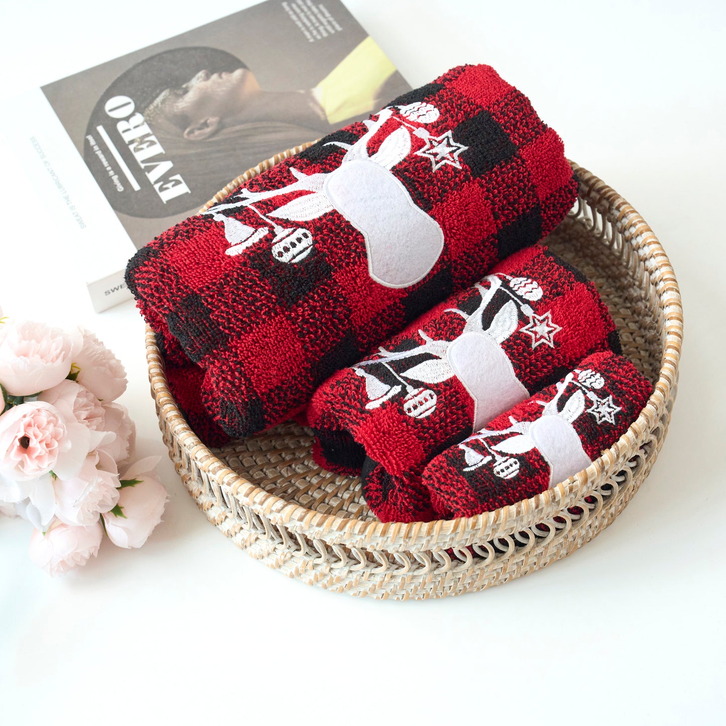 Christmas Premium Decor Soft 100% Cotton Embroidered Bathroom Modern 3 Piece Towel Set, Red Black Plaid Xmas Deer