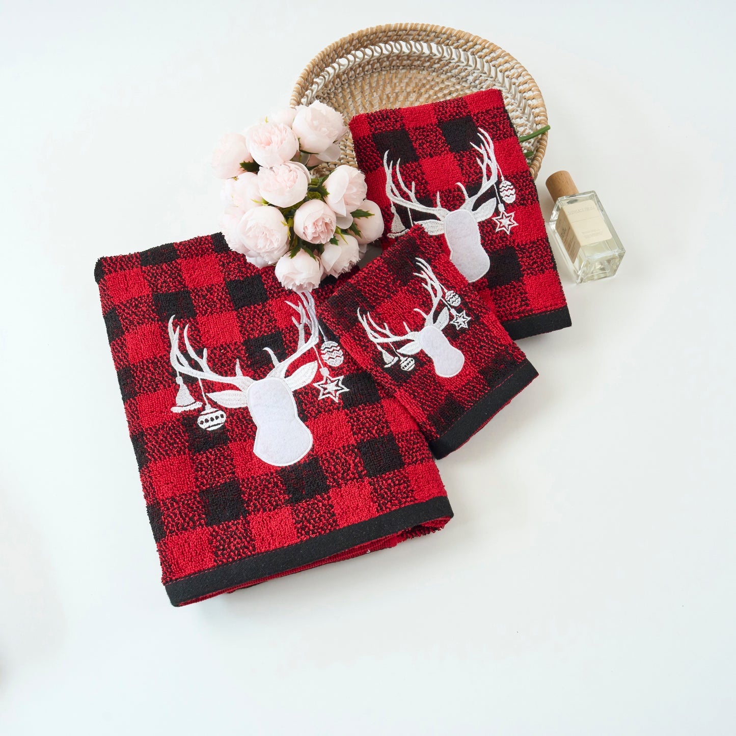Christmas Premium Decor Soft 100% Cotton Embroidered Bathroom Modern 3 Piece Towel Set, Red Black Plaid Xmas Deer