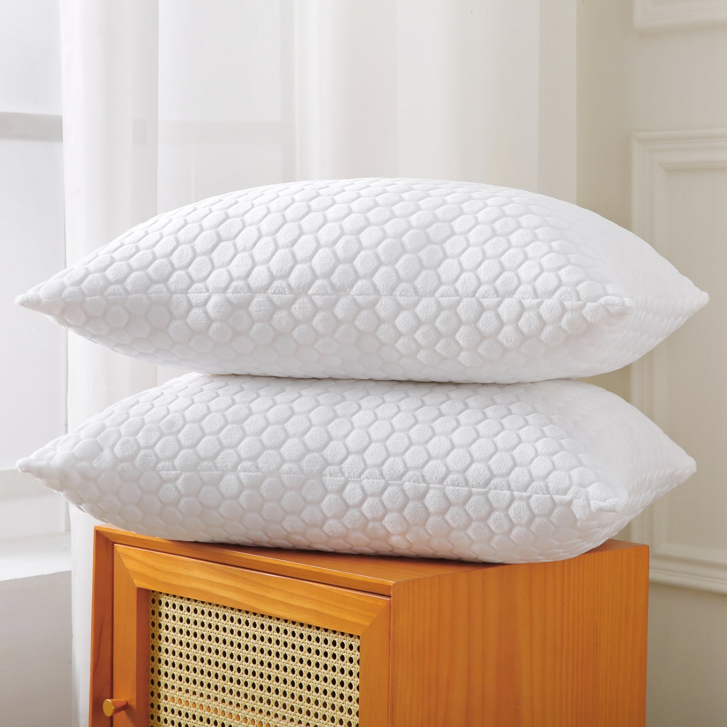 Oreiller Breathable Soft 3D Embossed Cozy Plush Sleeping Bed Pillow for Side and Back Sleepers, Jumbo Size