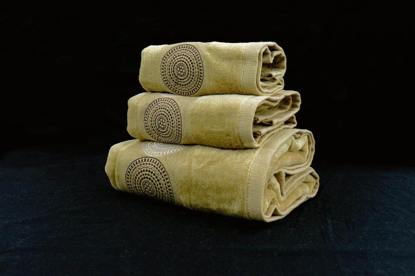 Premium Luxury Decor 100% Cotton Soft Bathroom Modern Embroidered 3 Piece Towel Set, Brown Circles Pattern