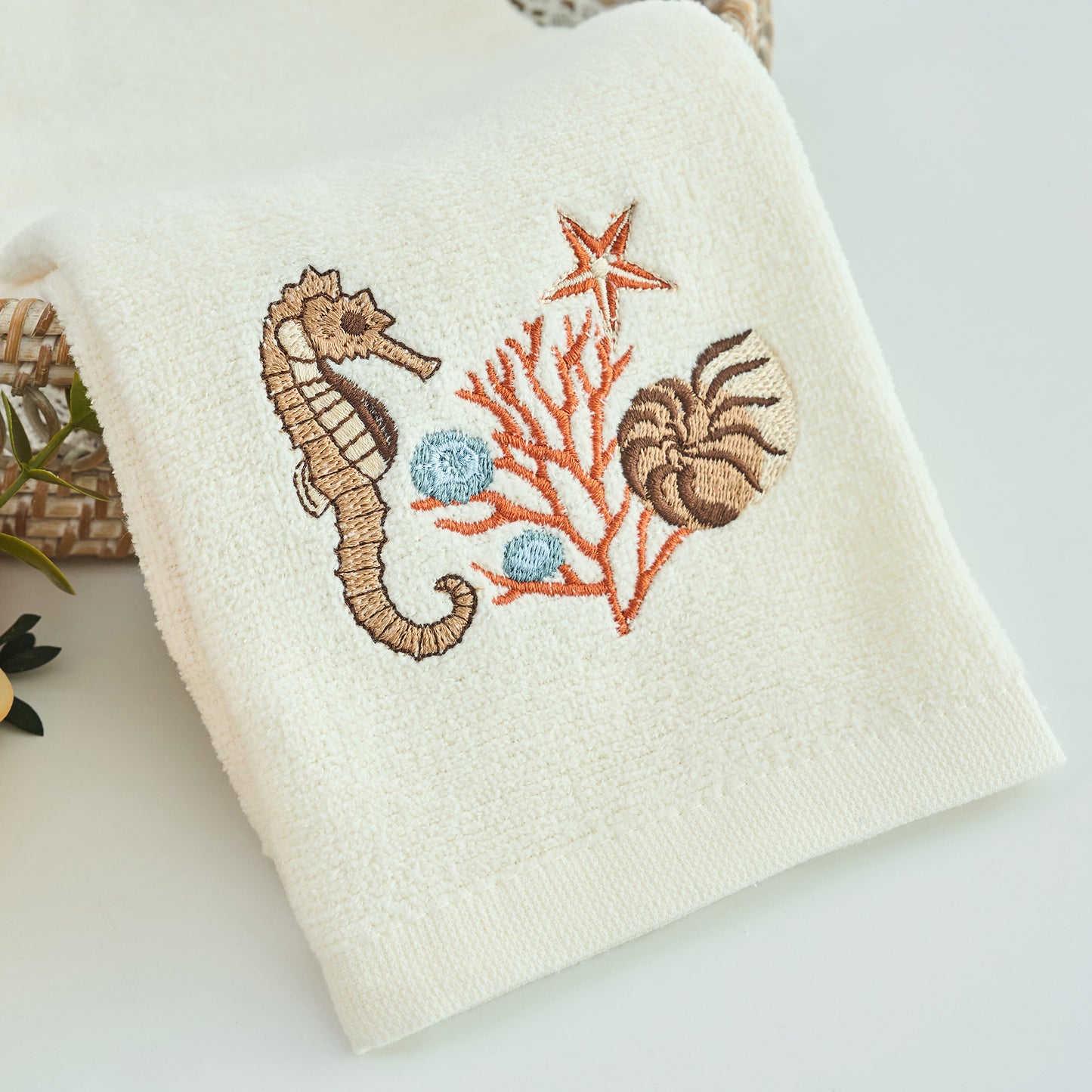 Premium Luxury Decor 100% Cotton Soft Bathroom Modern Embroidered 3 Piece Towel Set, Ocean Life Pattern