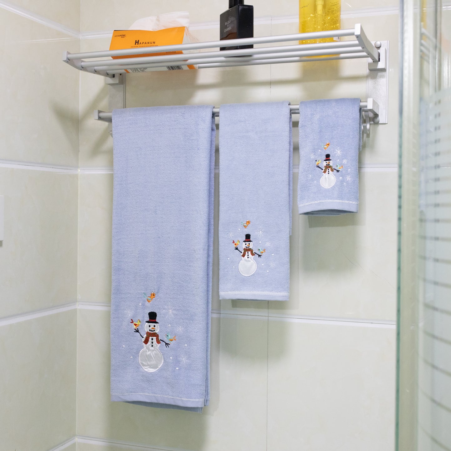 Premium Luxury Xmas Decor Soft 100% Cotton Embroidered Bathroom Christmas 3 Piece Towel Set, Blue Color Snowman